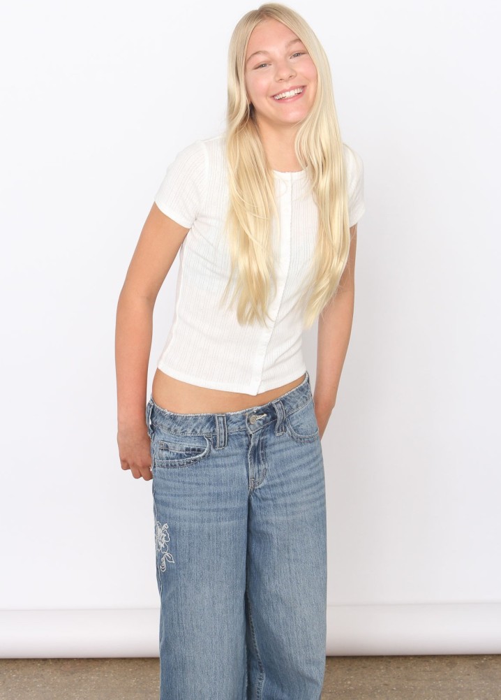 Mila Lobb - Casting Shots