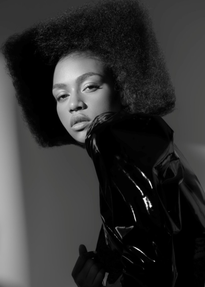 rebekka olateju - real & unique