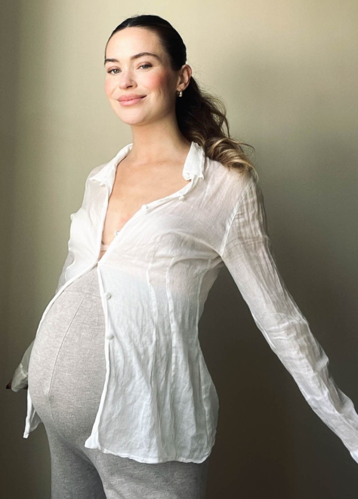 clementine wood - maternity