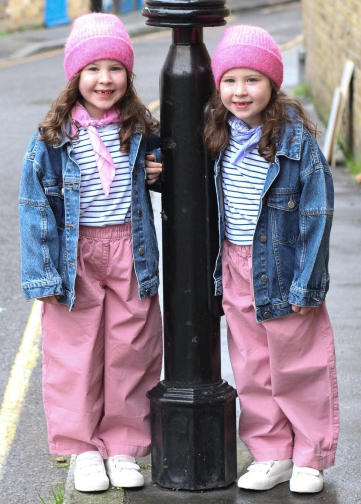éloïse and isabella - junior