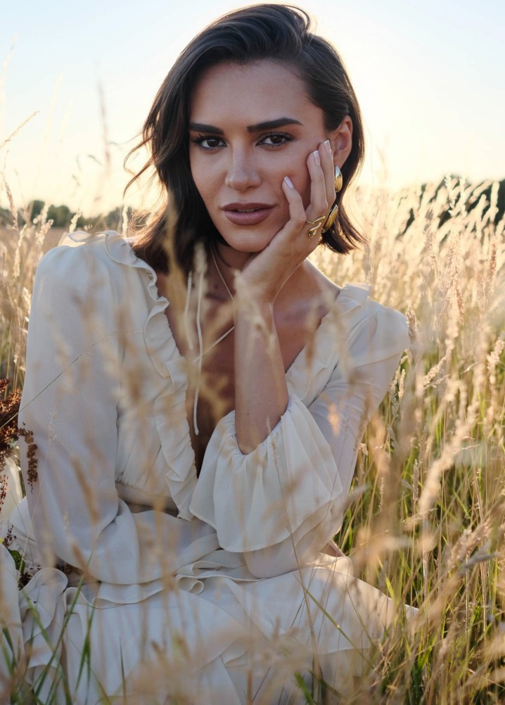 daisy oliphant - model