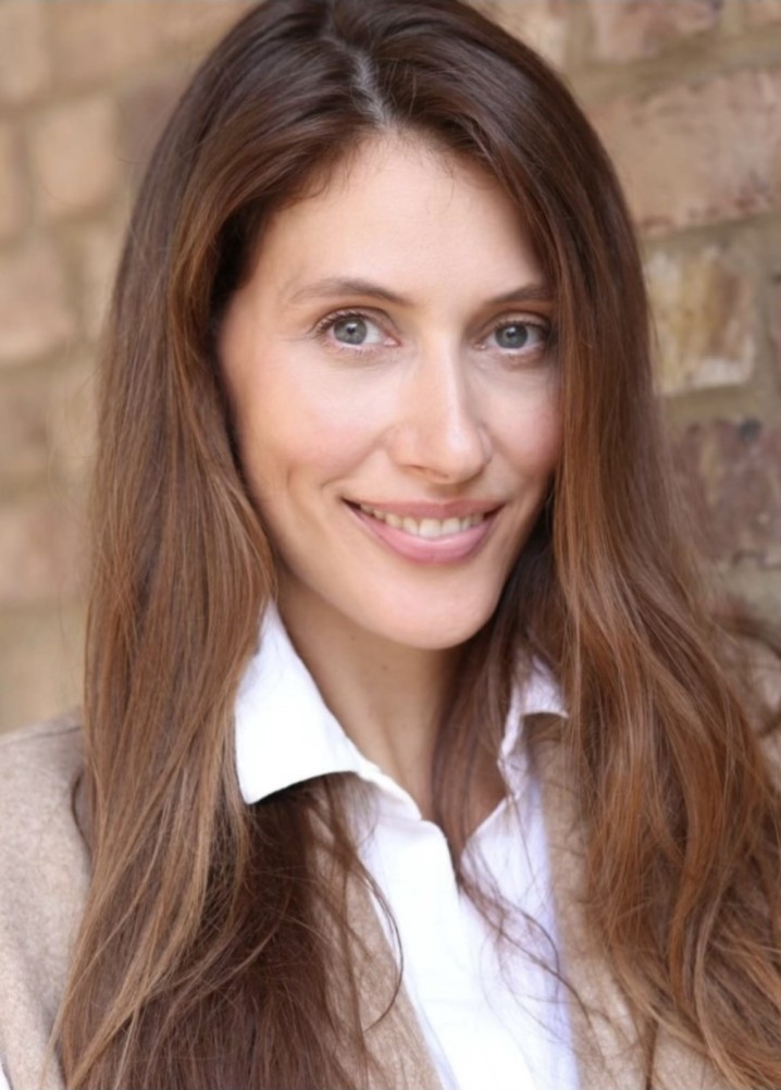 caroline green - actor