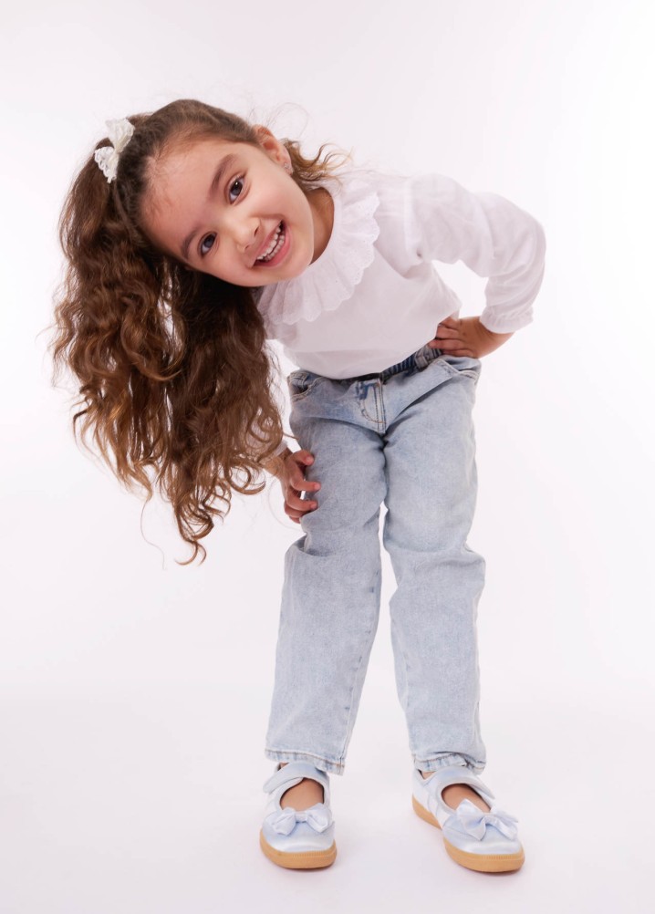 ayla - junior