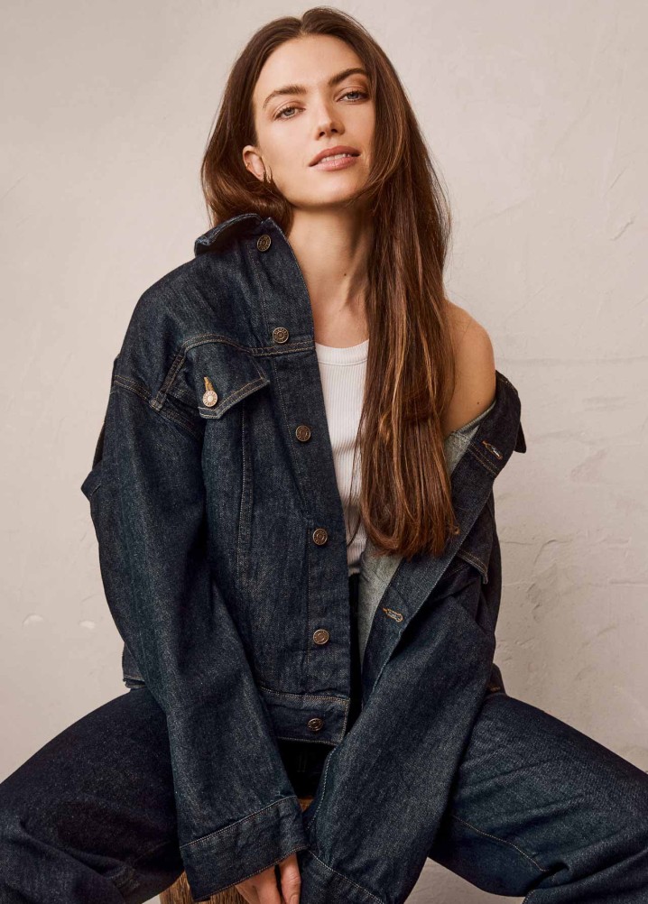 dani dupont - profile