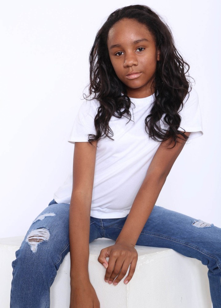 anaya-sky lueshing - junior