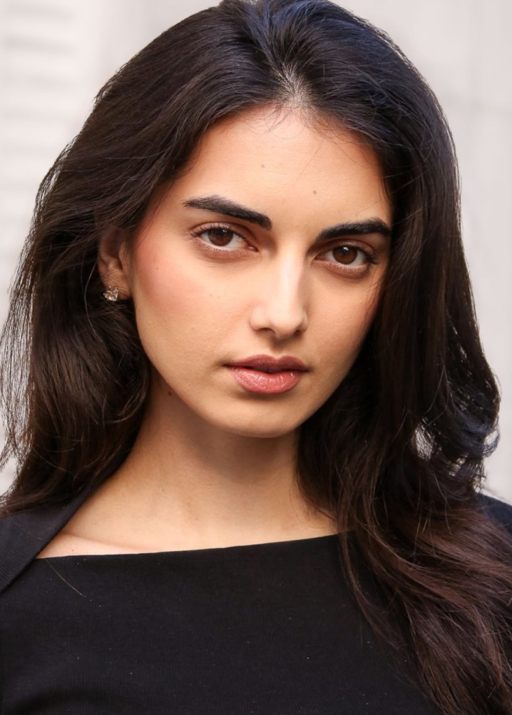 sasha vadher - profile