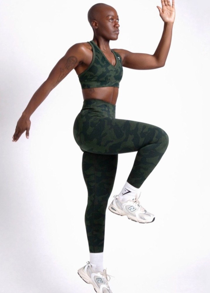 naomi olaniyi - real & unique