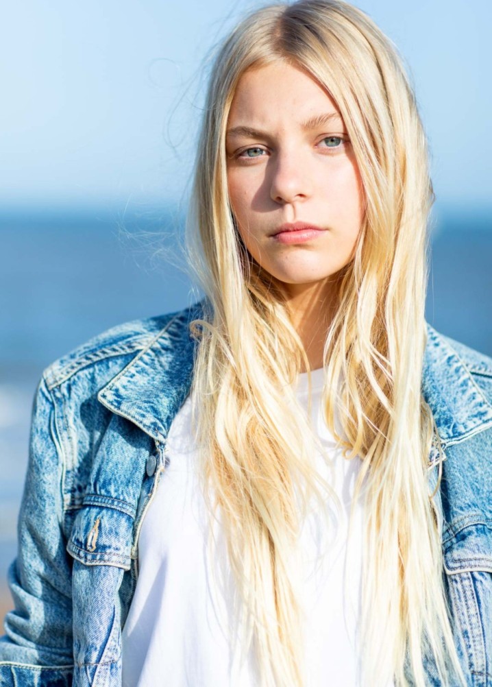 mila lobb - junior