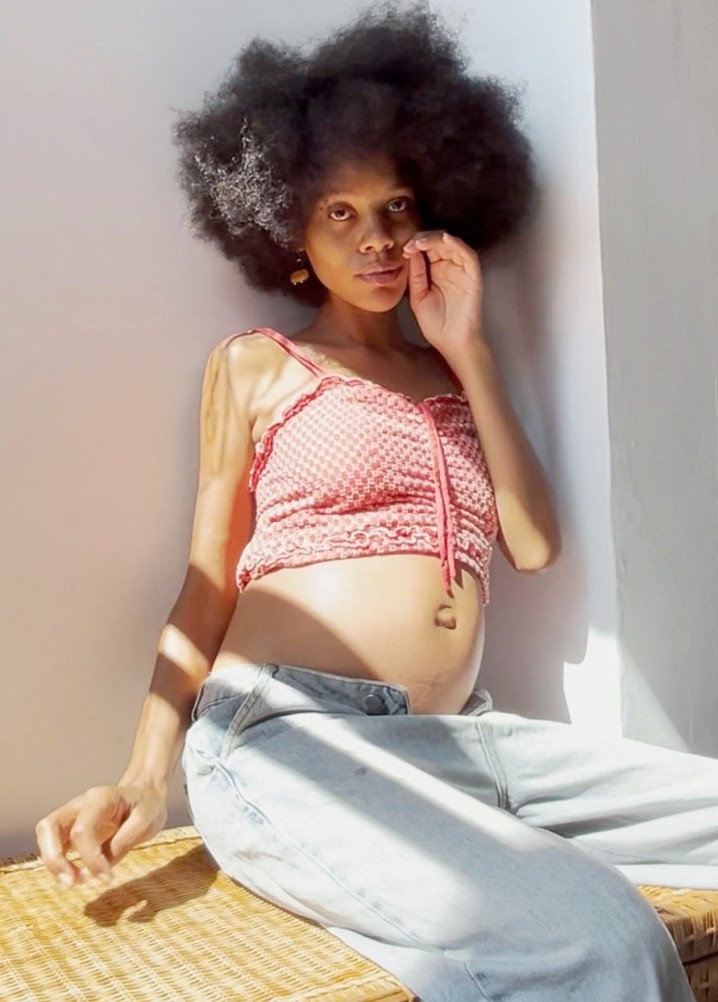 bella sontez - maternity
