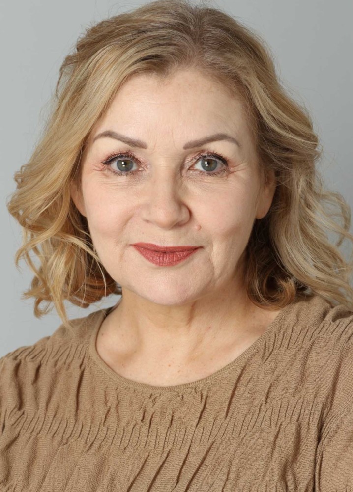 lizzie pain - actor