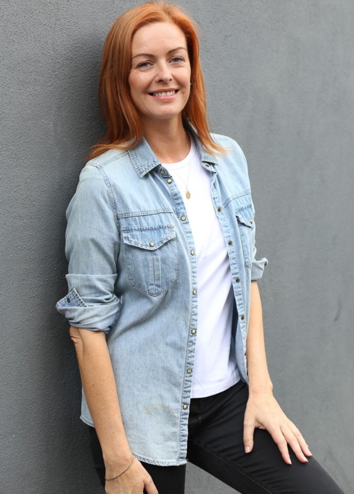 daniela isherwood - actor