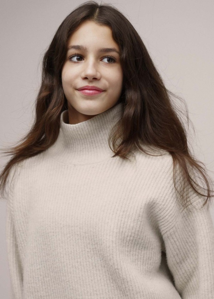 bella smith - junior