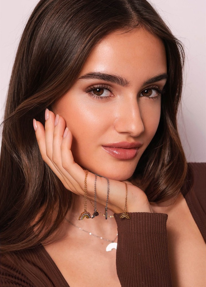 ellie goodenough - beauty
