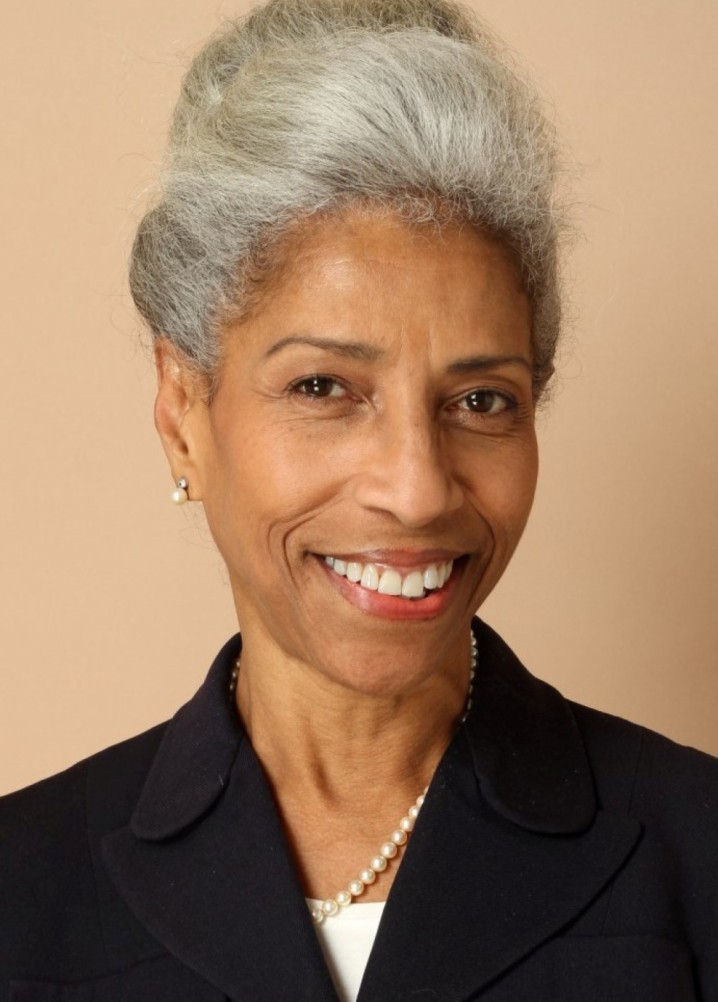 elizabeth marcano-mortlock - profile