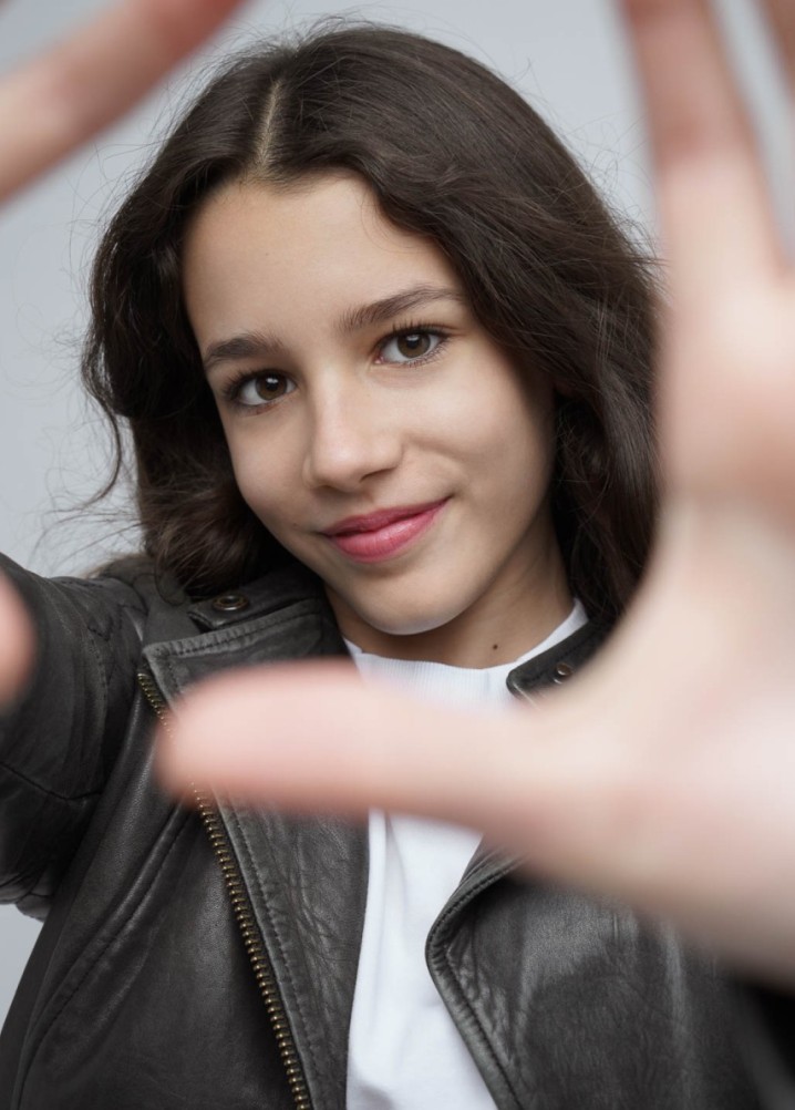 bella smith - junior