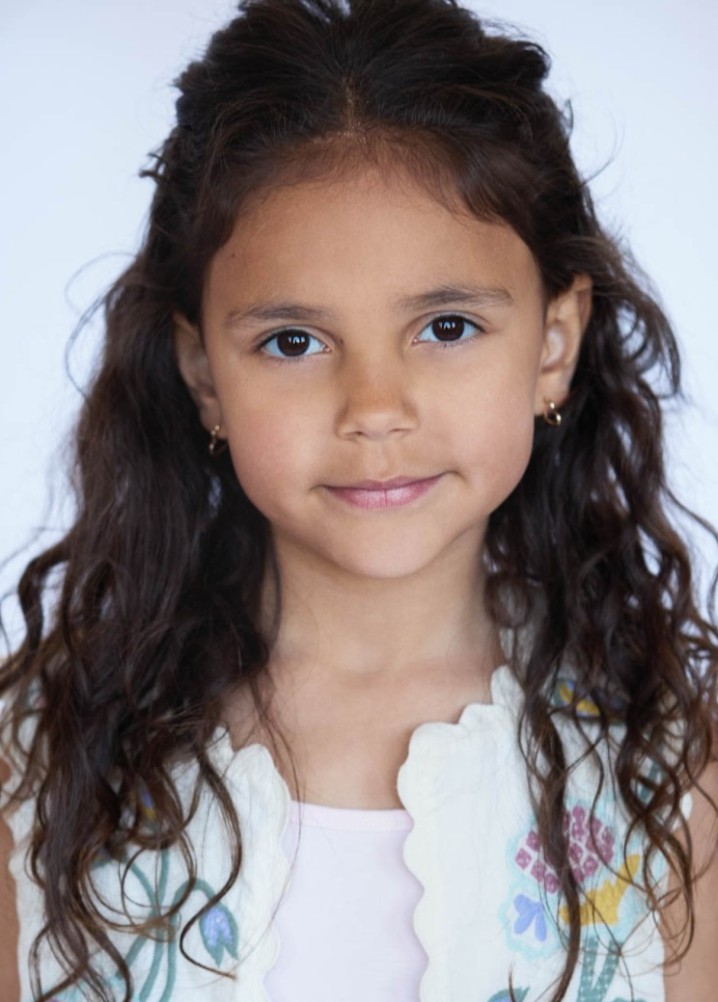 aria rae gosling - profile