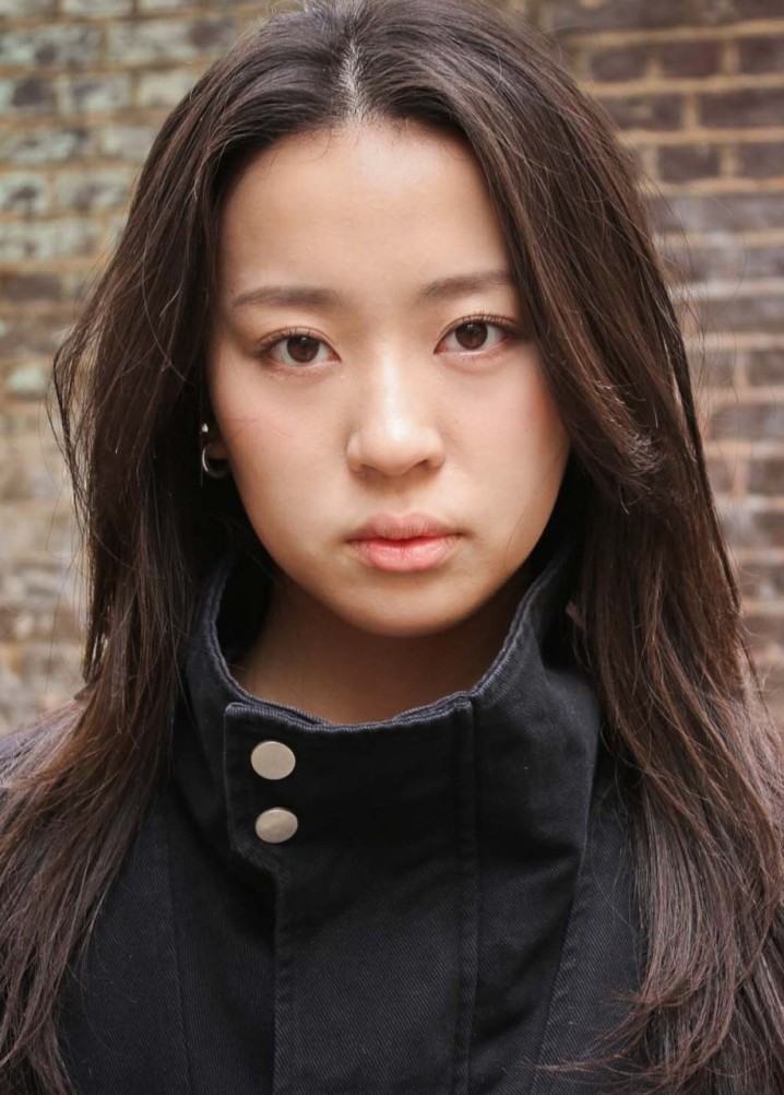 elaine na - profile