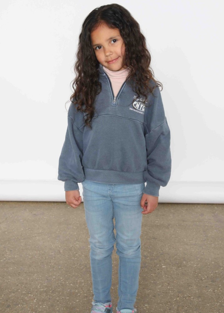 aria rae gosling - junior