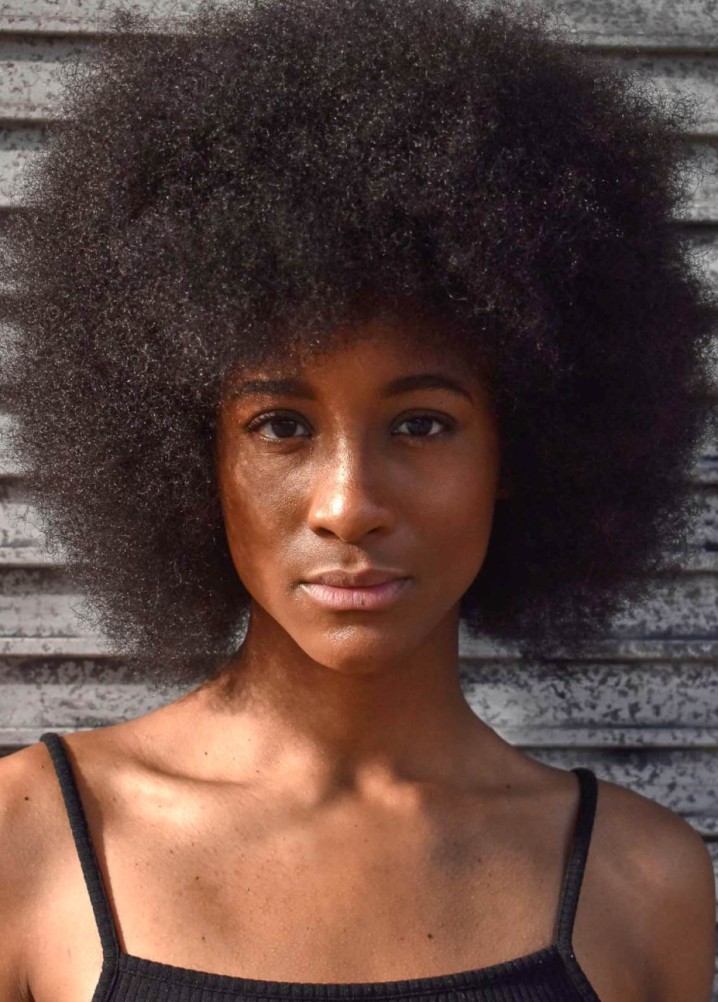 elishia edwards - model