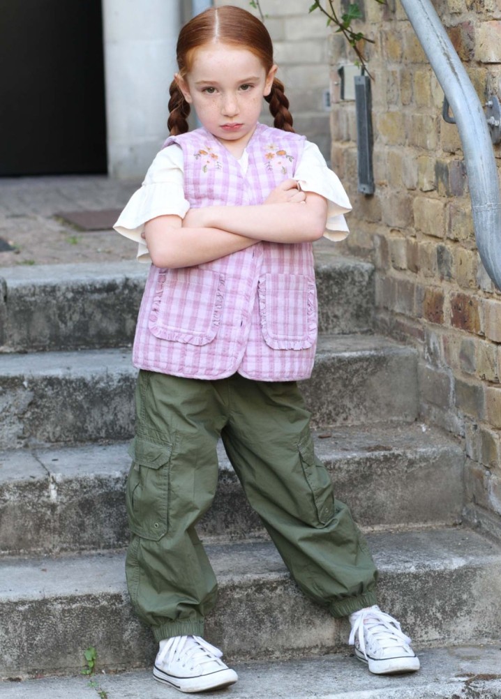 neola costanzo - junior