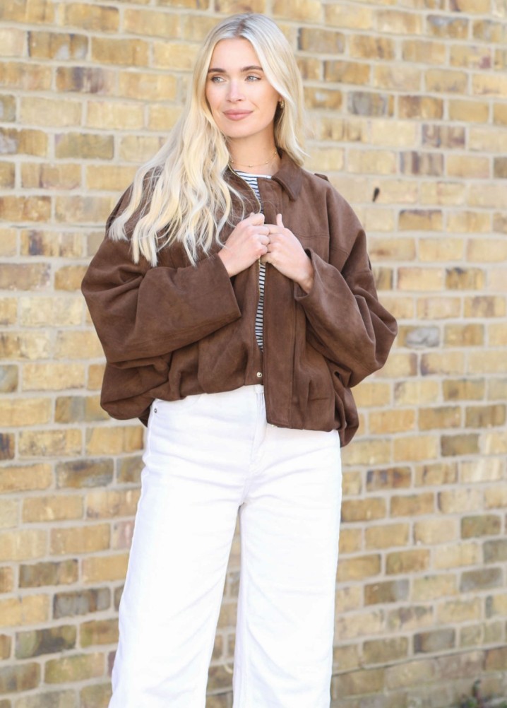 danielle wells - model