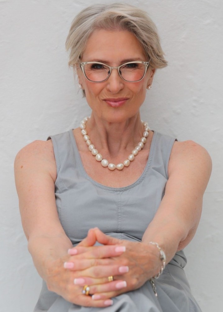 sue graves - classics 40+