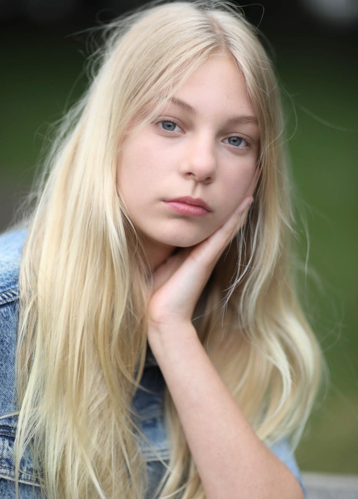 mila lobb - junior