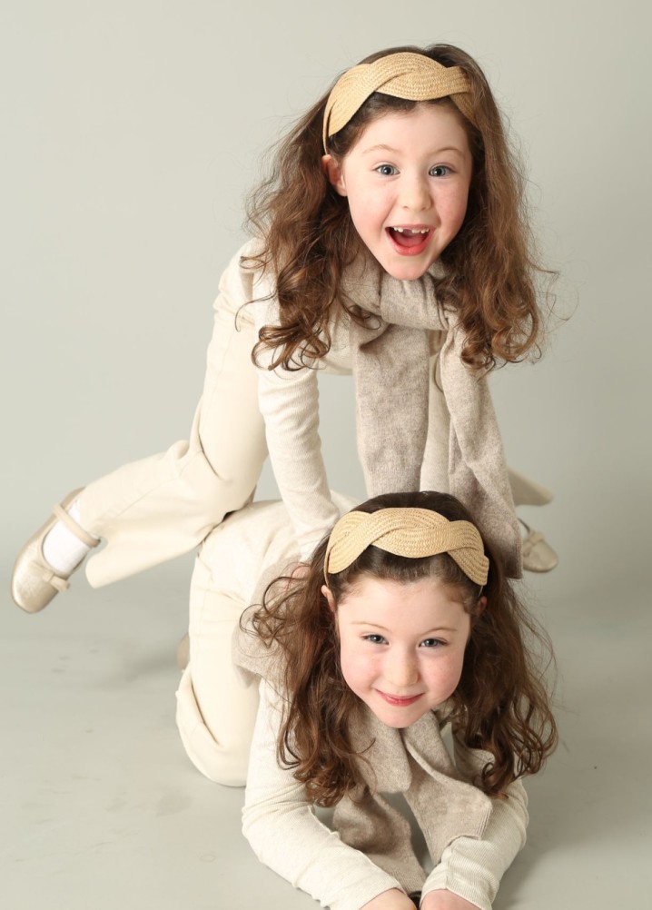 éloïse and isabella - junior