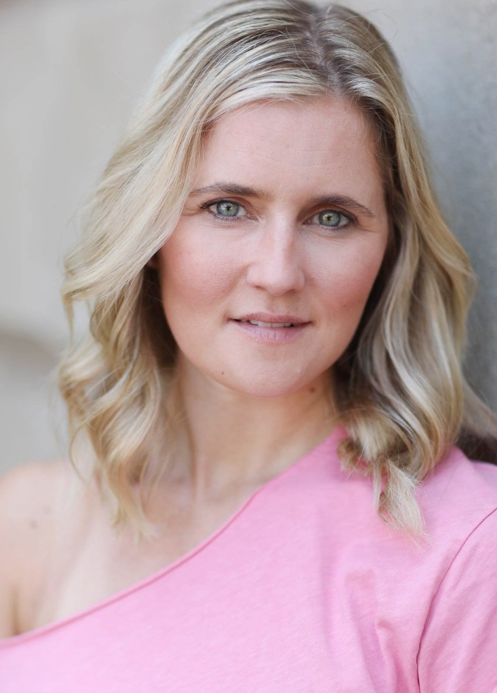 clare-louise skelton - profile
