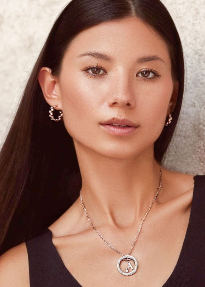 alice chave - profile