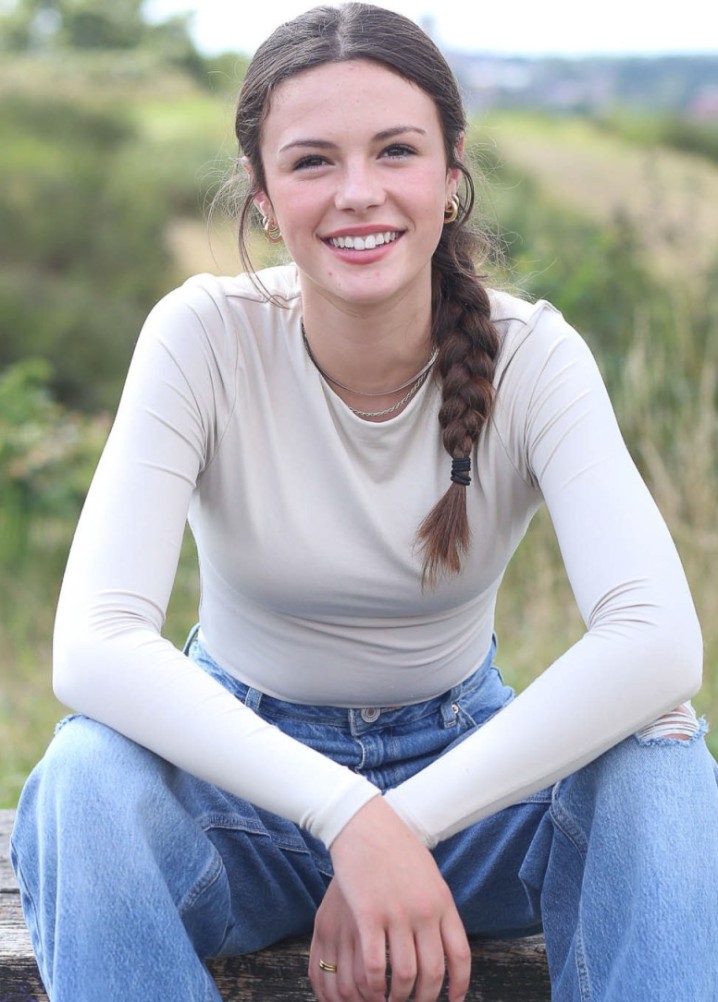 olivia meachen - junior
