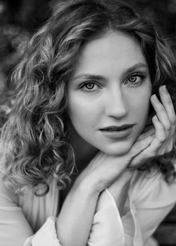 anastasia aush - actor