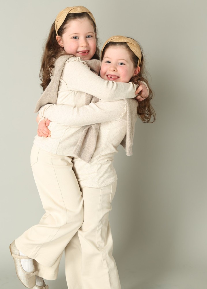 éloïse and isabella - profile