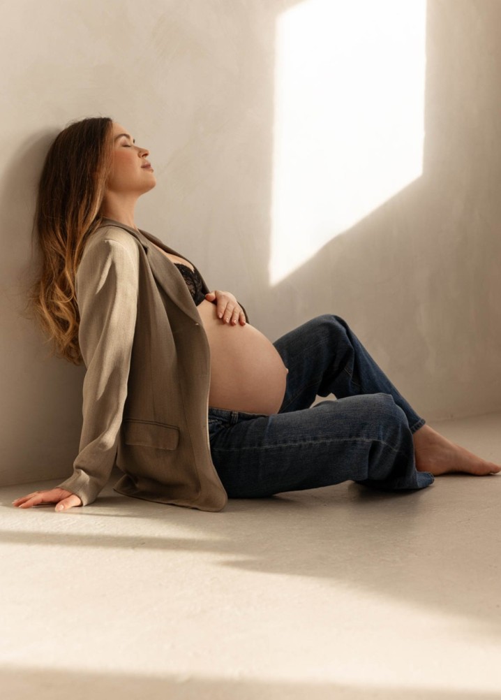 clementine wood - maternity