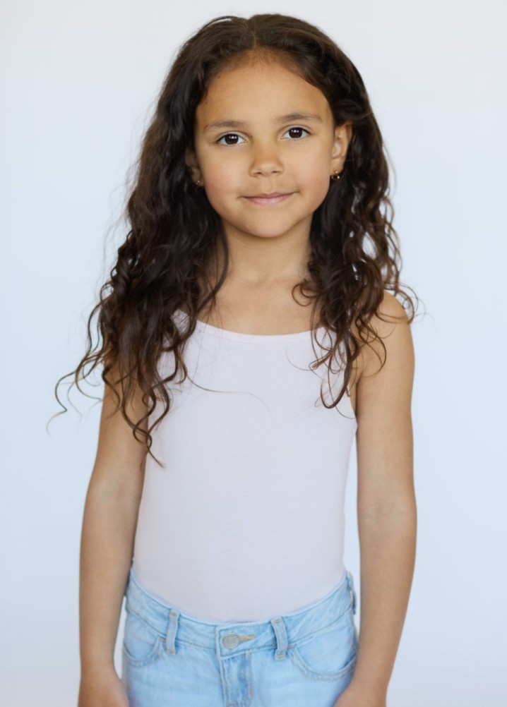 aria rae gosling - profile