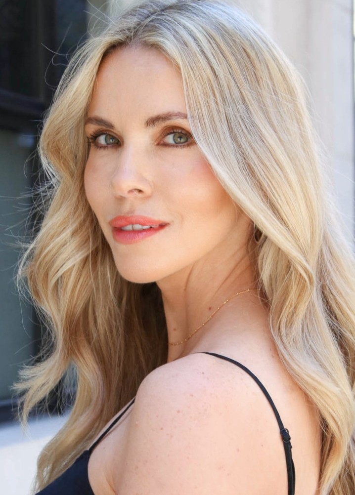 agata mazur - profile